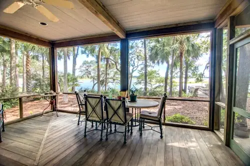 Deck or Screened Porch? How to Choose for a Maryland Backyard