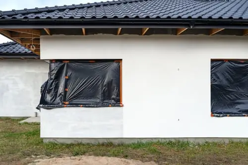 Why Exterior Paint Fails Early Near the Water — and How to Prep So It Doesn't